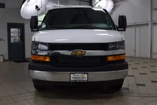 2025 Chevrolet Express Cutaway 3500