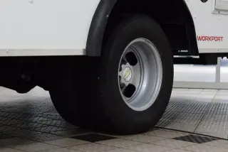 2025 Chevrolet Express Cutaway 4500