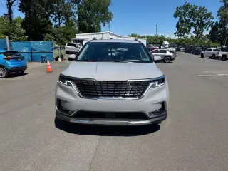 2022 Kia Carnival