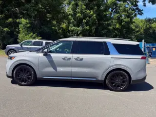 2022 Kia Carnival