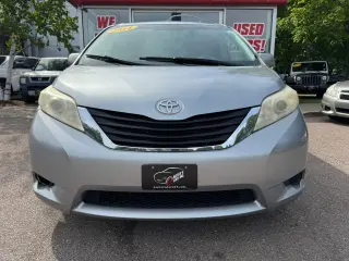 2014 Toyota Sienna
