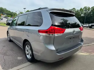 2014 Toyota Sienna