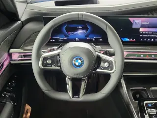 2026 BMW i7