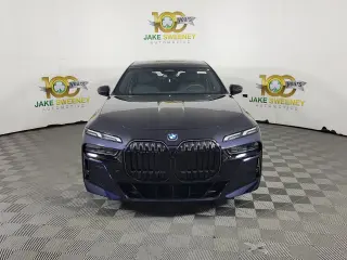 2026 BMW i7