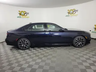 2026 BMW i7