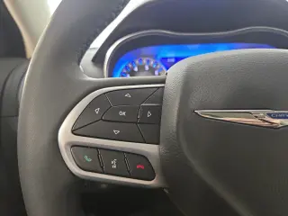 2023 Chrysler 300