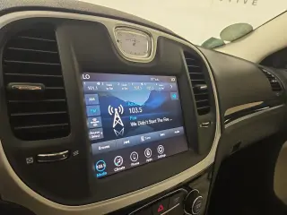 2023 Chrysler 300