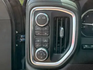 2022 GMC Sierra 1500 Limited