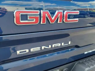 2022 GMC Sierra 1500 Limited