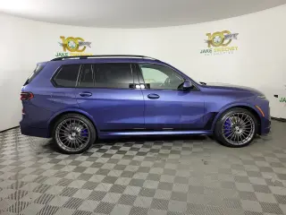 2026 BMW XB7