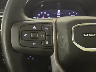 2024 GMC Yukon
