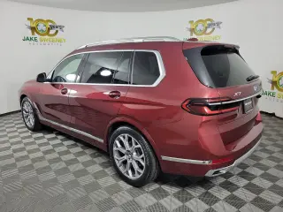 2026 BMW X7