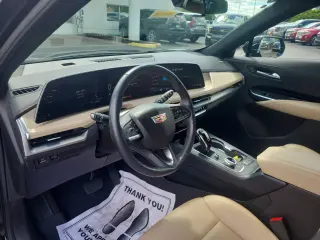 2024 CADILLAC XT4