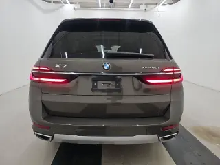 2026 BMW X7
