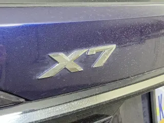 2025 BMW X7