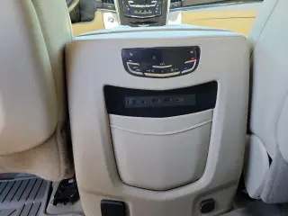 2020 CADILLAC Escalade
