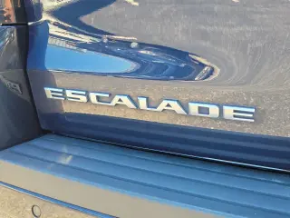 2020 CADILLAC Escalade
