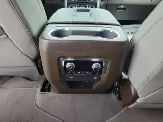 2024 GMC Yukon XL