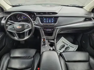 2017 CADILLAC XT5