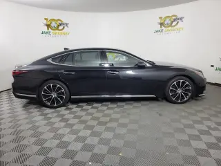 2021 LEXUS LS