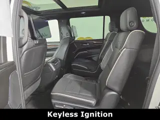 2023 CADILLAC Escalade ESV