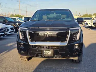 2025 GMC Sierra EV
