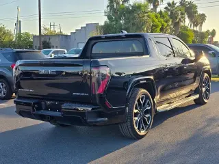 2025 GMC Sierra EV