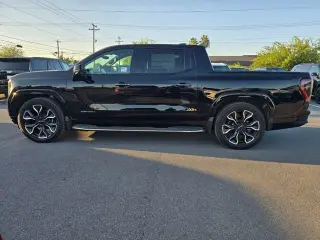 2025 GMC Sierra EV