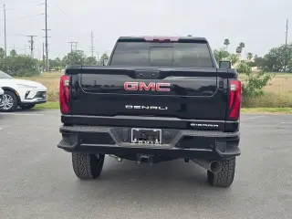 2026 GMC Sierra 2500 HD