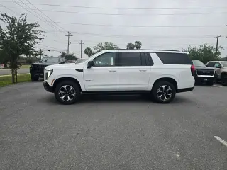 2026 GMC Yukon XL