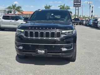 2022 Jeep Wagoneer