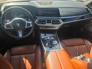 2020 BMW X7