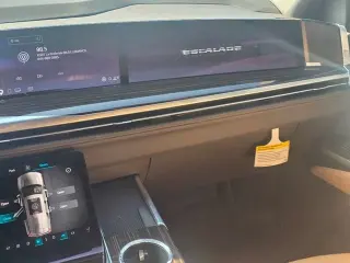 2026 CADILLAC Escalade