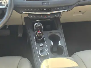 2023 CADILLAC XT4