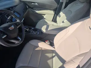 2023 CADILLAC XT4