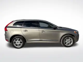2016 Volvo XC60