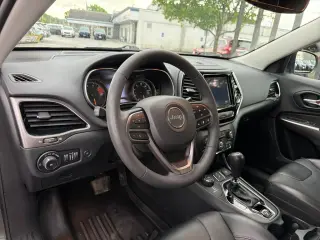 2022 Jeep Cherokee