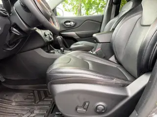 2022 Jeep Cherokee
