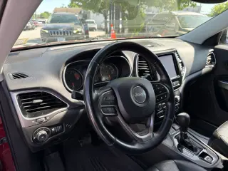 2021 Jeep Cherokee
