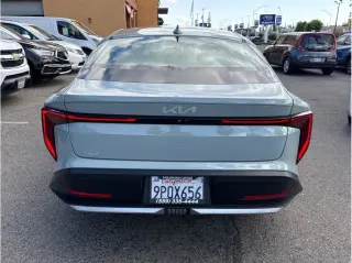 2025 Kia K4