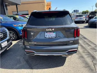 2023 Kia Sorento Hybrid