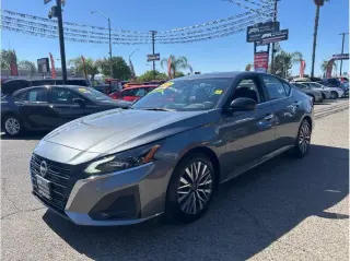 2025 Nissan Altima