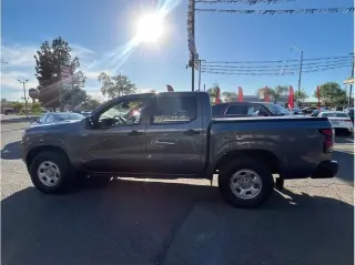 2023 Nissan Frontier
