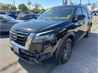 2024 Nissan Pathfinder