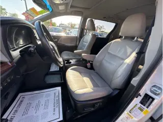 2016 Toyota Sienna