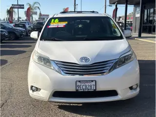 2016 Toyota Sienna