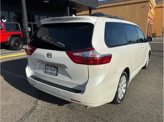 2016 Toyota Sienna