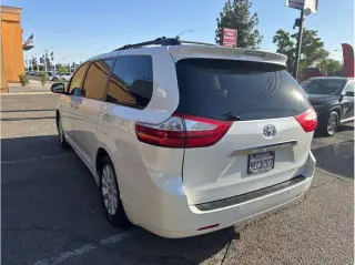 2016 Toyota Sienna