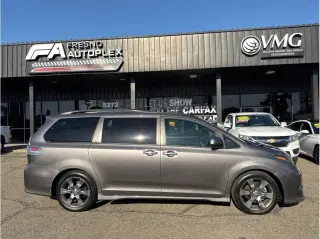 2016 Toyota Sienna