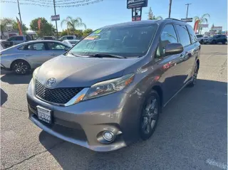 2016 Toyota Sienna